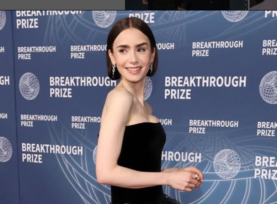 Lily Collins
